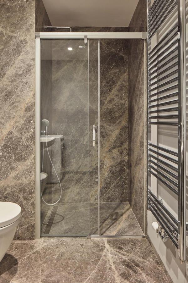 Prague Days - Stylish Apartments With Terrace - Parking - Quiet Area Bagian luar foto